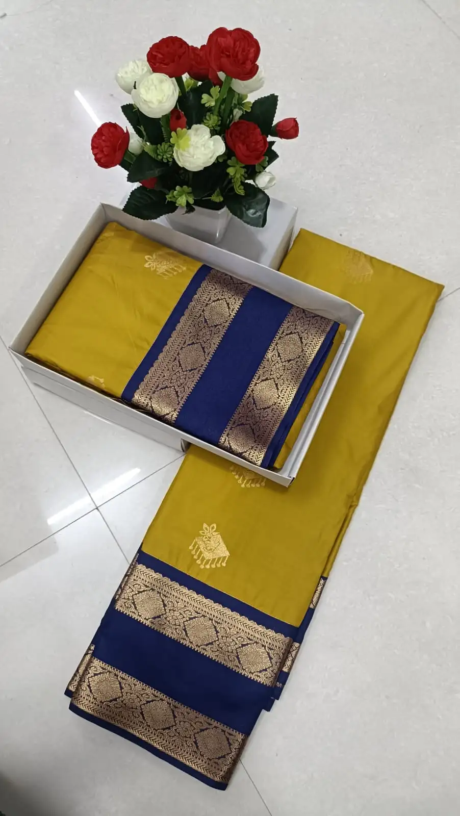 Premium Korvai Chandelier Butta Semi-Silk